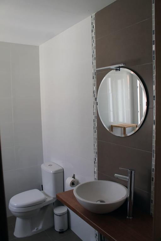 Hostal Montilla Sotogrande 토레과디아로 외부 사진